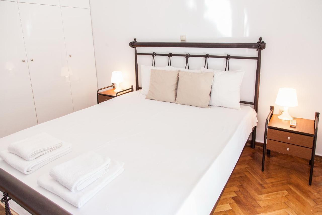 Beautiful New Decorated Apt In Athens Apartment Exterior foto